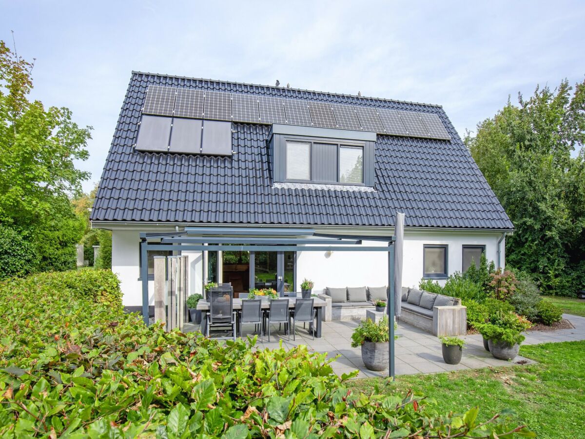 Holiday house Schöne Villa am Waldrand