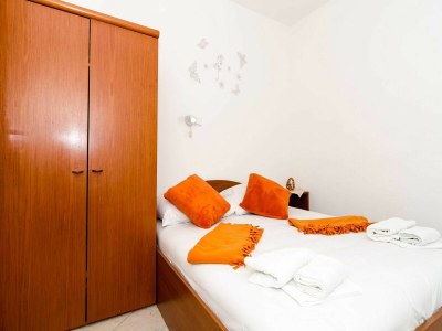 Apartment Guest House Daniela - Double Room with Private External Bathroom and Patio - SOBA 3 - Features photo 3