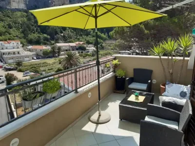 Villa Three Bedroom Villa With Private Pool in Riviera Omiš - Villa