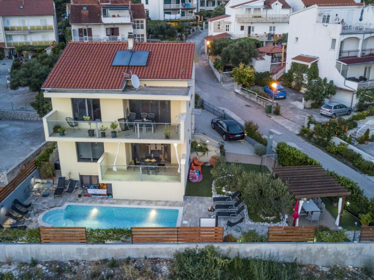 Apartment Two Bedroom Apartment with Balcony and Sea View (Roza) (A1) - Outdoor photo 4