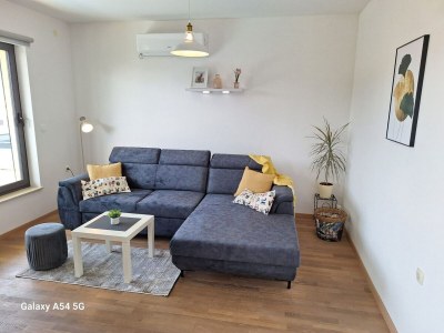 Apartment Two Bedroom Apartment with Balcony and Sea View (Roza) (A1) - Features photo 13