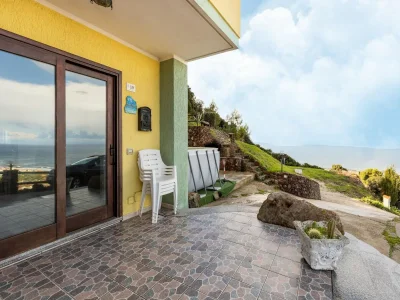 Apartment Apartment mit Terrasse und privatem Parkplatz in Lu Bagnu - Apartment