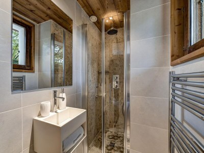 Chalet Spacious Family Chalet in Chamonix - Features photo 29