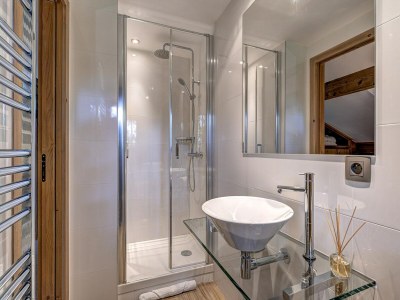 Chalet Spacious Family Chalet in Chamonix - Features photo 31