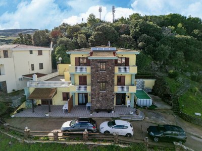 Apartment Wohnung mit Veranda und privatem Parkplatz - Outdoor photo 2