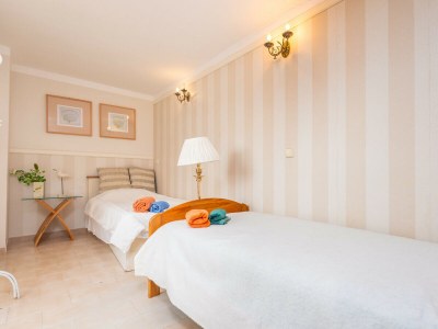 row house ROSALIA'S HOUSE - Features photo 38