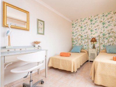 row house ROSALIA'S HOUSE - Features photo 41