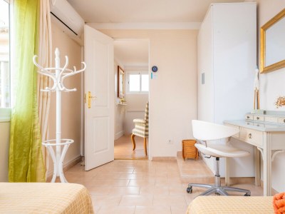 row house ROSALIA'S HOUSE - Features photo 43