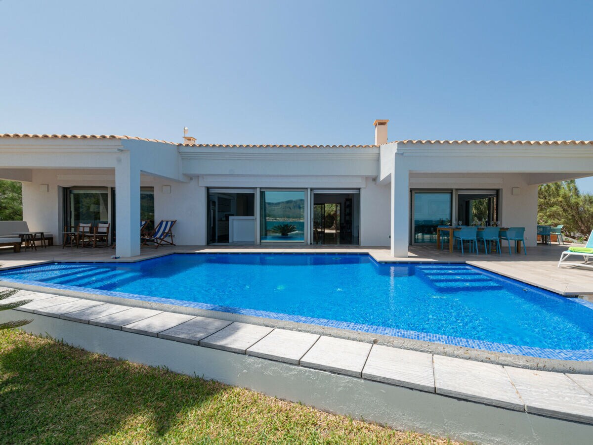 Villa ES TAMARELLS (S'ESTANYOL) - Outdoor photo 2