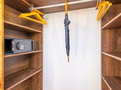 Holiday room CAS CATALÀ - DOBLE ESTANDARD - Features photo 33