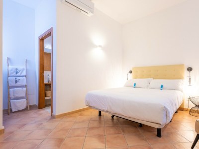 Holiday room CAS CATALÀ - DOBLE ESTANDARD - Features photo 37