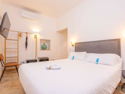 Holiday room CAS CATALÀ - DOBLE ESTANDARD - Features photo 40