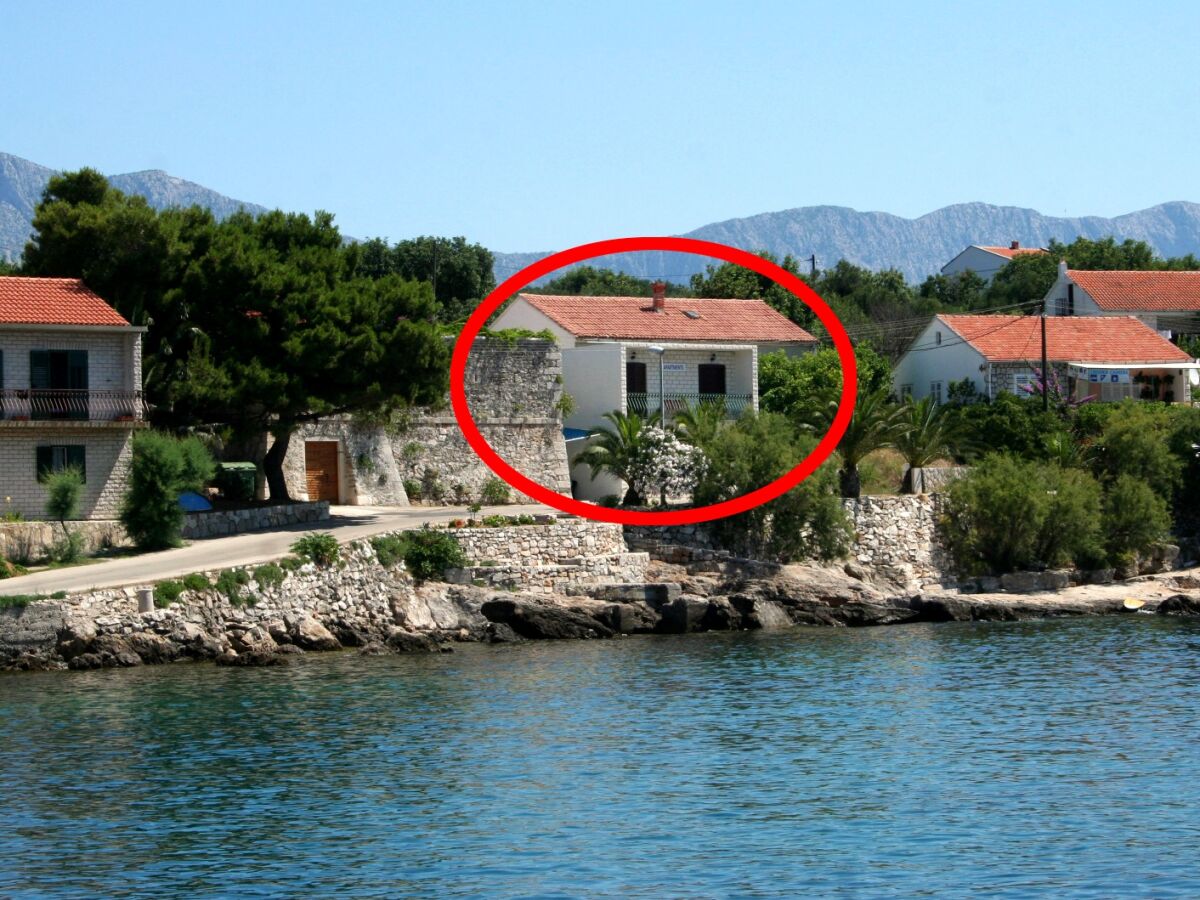 Apartment Two bedroom apartment near beach Sućuraj, Hvar A-136-a