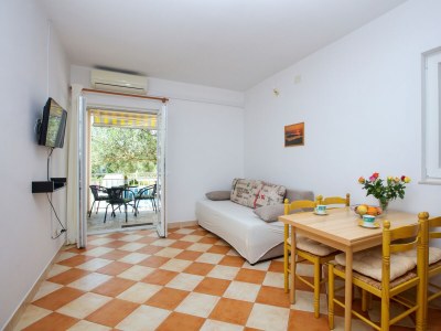 Apartment One bedroom apartment with terrace Žaborić, Šibenik A-469-b - Outdoor photo 13