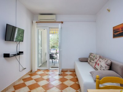 Apartment One bedroom apartment with terrace Žaborić, Šibenik A-469-b - Outdoor photo 14