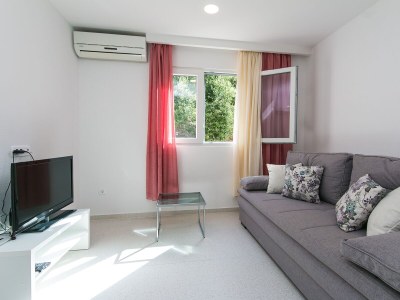 Apartment One bedroom apartment near beach Podgora, Makarska A-2614-e - Outdoor photo 12