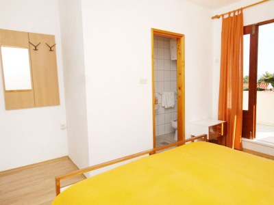 Holiday room with terrace and sea view Bol, Brač S-2878-b - Outdoor photo 8