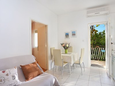 Apartment Two bedroom apartment with terrace and sea view Seget Donji, Trogir A-2029-a - Outdoor photo 14