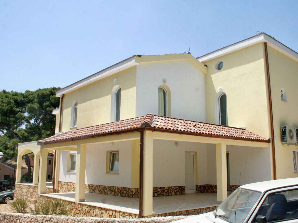 Apartment Two bedroom apartment near beach Rogoznica A-3097-b - Outdoor photo 2