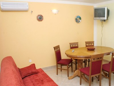 Apartment Two bedroom apartment near beach Rogoznica A-3097-b - Outdoor photo 7