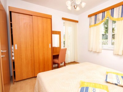 Apartment One bedroom apartment with terrace Kampor, Rab A-3214-b - Outdoor photo 20