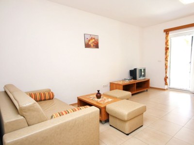 Apartment One bedroom apartment with terrace Banjol, Rab A-3215-a - Outdoor photo 21