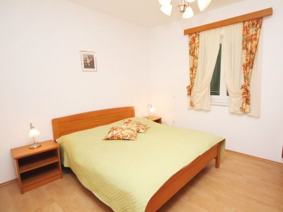 Apartment One bedroom apartment with terrace Banjol, Rab A-3215-a - Outdoor photo 25