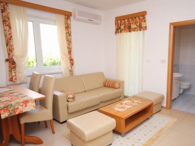 Apartment One bedroom apartment with terrace Banjol, Rab A-3215-d - Outdoor photo 20