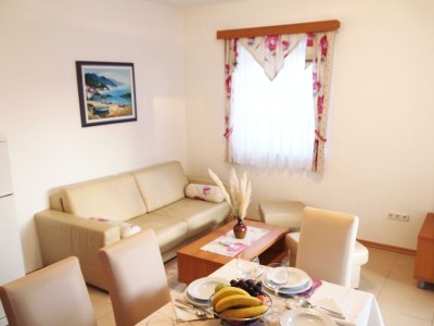Apartment Two bedroom apartment with terrace and sea view Palit, Rab A-3212-c - Outdoor photo 19