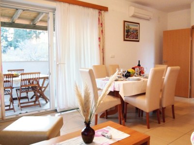 Apartment Two bedroom apartment with terrace and sea view Palit, Rab A-3212-c - Outdoor photo 21