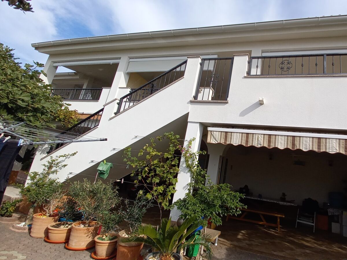 Apartment Two bedroom apartment near beach Kustići, Pag A-9360-d - Outdoor photo 4