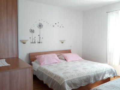 Apartment Two bedroom apartment near beach Kustići, Pag A-9360-d - Outdoor photo 19