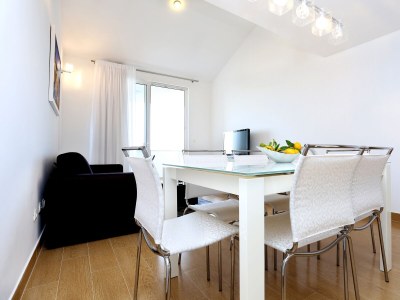 Apartment Two bedroom apartment with terrace and sea view Zečevo Rtić, Rogoznica A-10333-a - Outdoor photo 29