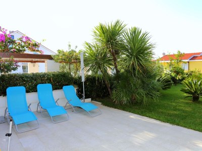 Apartment Two bedroom apartment with terrace and sea view Zečevo Rtić, Rogoznica A-10333-b - Outdoor photo 8