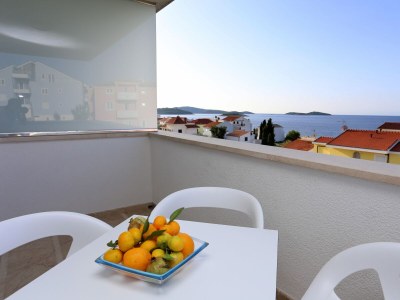 Apartment Two bedroom apartment with terrace and sea view Zečevo Rtić, Rogoznica A-10333-b - Outdoor photo 46