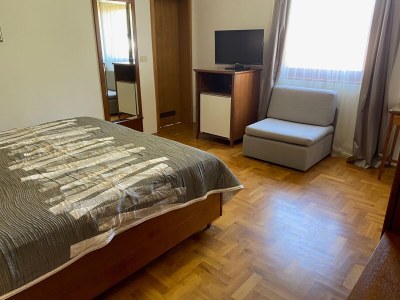 Holiday room with balcony and sea view Mali Lošinj, Lošinj S-10420-a - Outdoor photo 12