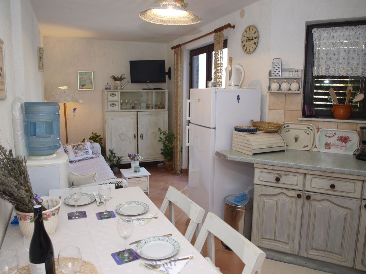 Apartment Two bedroom apartment with terrace Vir - Kozjak, Vir A-16734-a - Outdoor photo 3