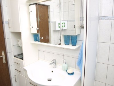 Apartment Two bedroom apartment with terrace Vir - Kozjak, Vir A-16734-a - Outdoor photo 12