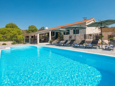 Holiday house Three bedroom house with terrace and sea view Stupin Čeline, Rogoznica K-18194 - Outdoor photo 3