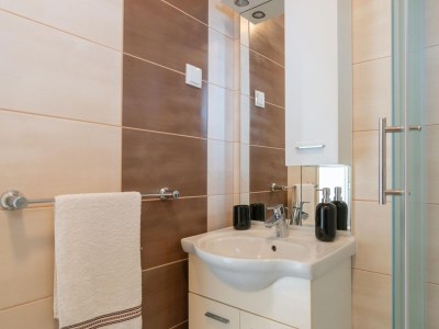 Apartment One bedroom apartment with balcony and sea view Mandre, Pag A-18748-b - Outdoor photo 20