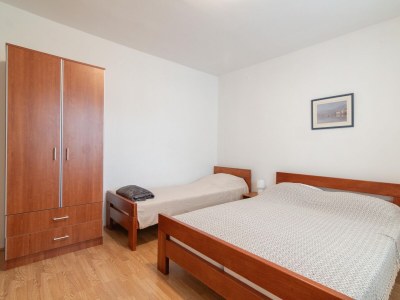 Apartment Two bedroom apartment with terrace and sea view Mandre, Pag A-18748-d - Outdoor photo 15