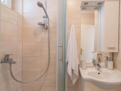 Apartment Two bedroom apartment with terrace and sea view Mandre, Pag A-18748-d - Outdoor photo 20