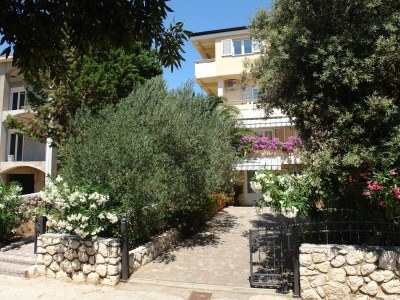 Apartment One bedroom apartment with terrace and sea view Mandre, Pag A-18748-g - Outdoor photo 2