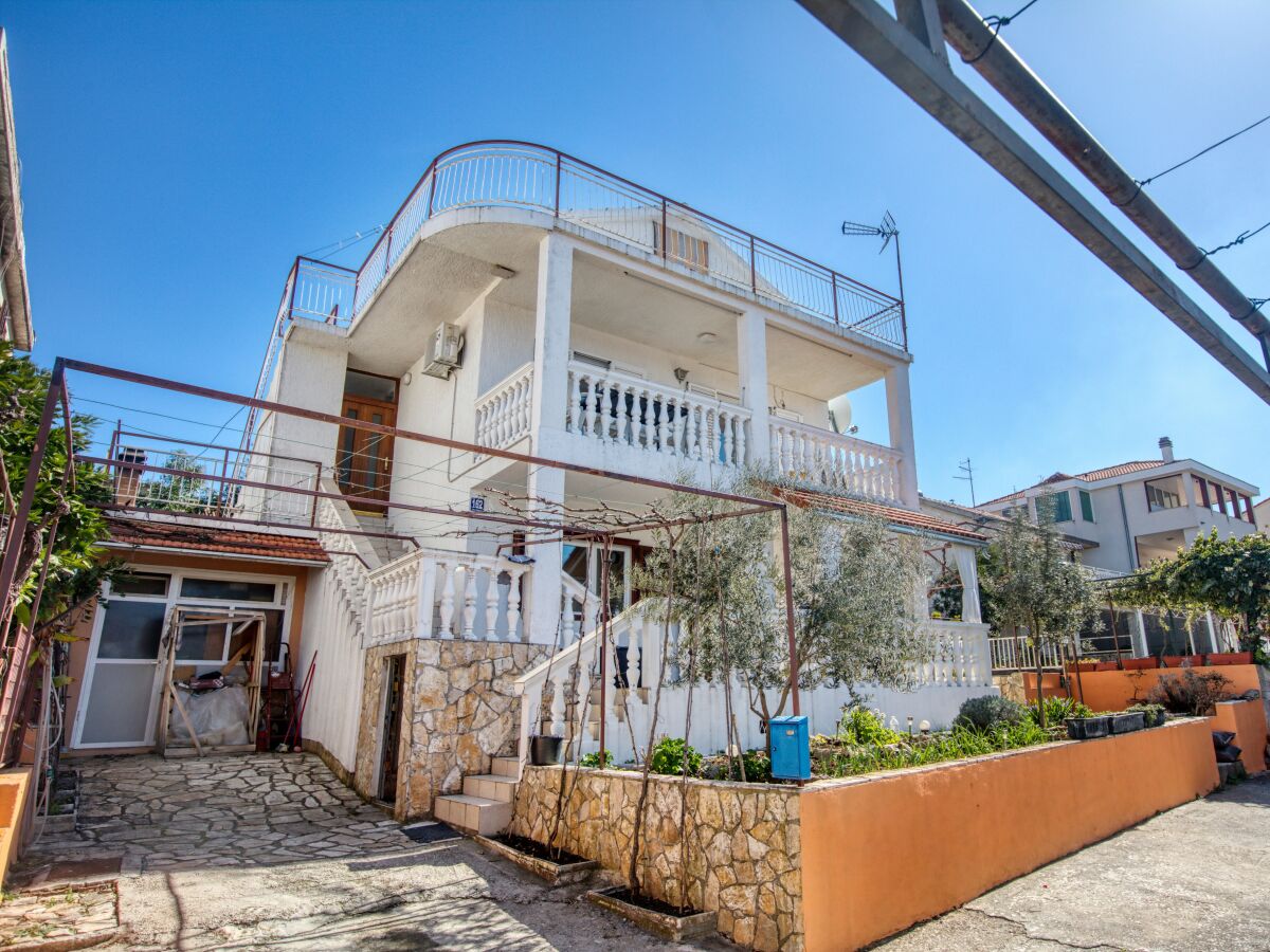 Apartment Two bedroom apartment near beach Grebaštica, Šibenik A-11463-a - Outdoor photo 3