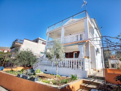 Apartment Two bedroom apartment near beach Grebaštica, Šibenik A-11463-a - Outdoor photo 2