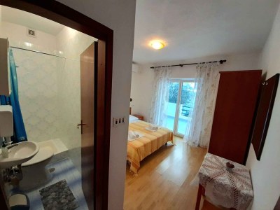Apartment Two bedroom apartment with terrace Brela, Makarska A-18417-a - Outdoor photo 13