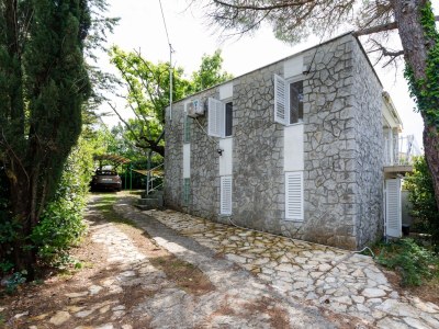 Apartment Two bedroom apartment with balcony and sea view Vantačići, Krk A-19279-a - Outdoor photo 2
