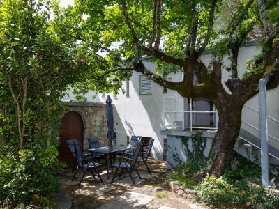 Apartment Two bedroom apartment with balcony and sea view Vantačići, Krk A-19279-a - Outdoor photo 3