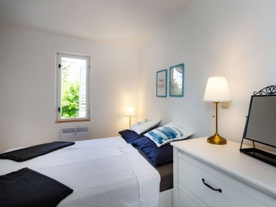 Apartment Two bedroom apartment with balcony and sea view Vantačići, Krk A-19279-a - Outdoor photo 16