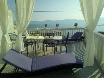 Apartment Three bedroom apartment with terrace and sea view Brist, Makarska A-19330-a - Outdoor photo 13